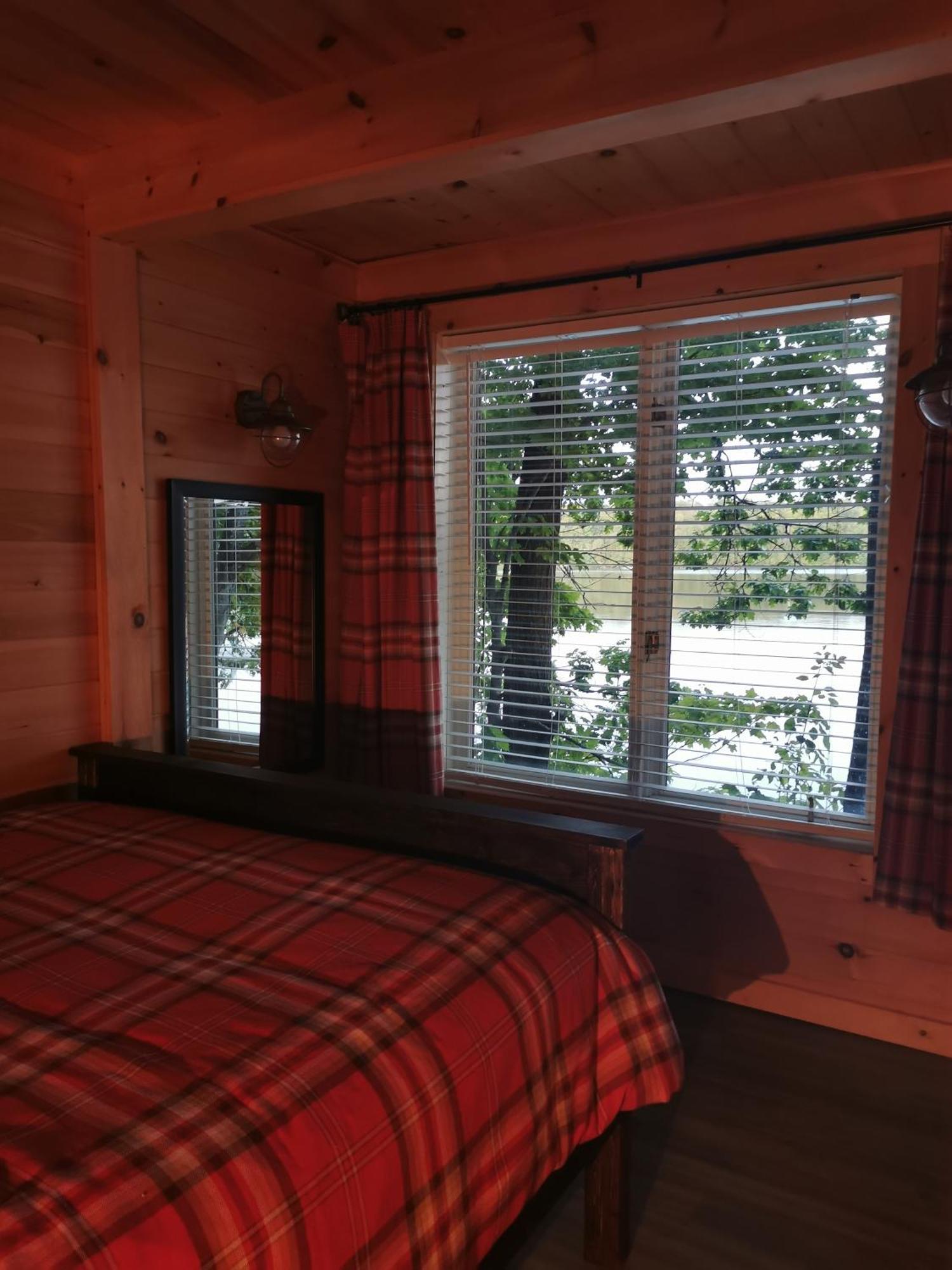 Muskoka Shores Cottages Порт Карлинг Екстериор снимка