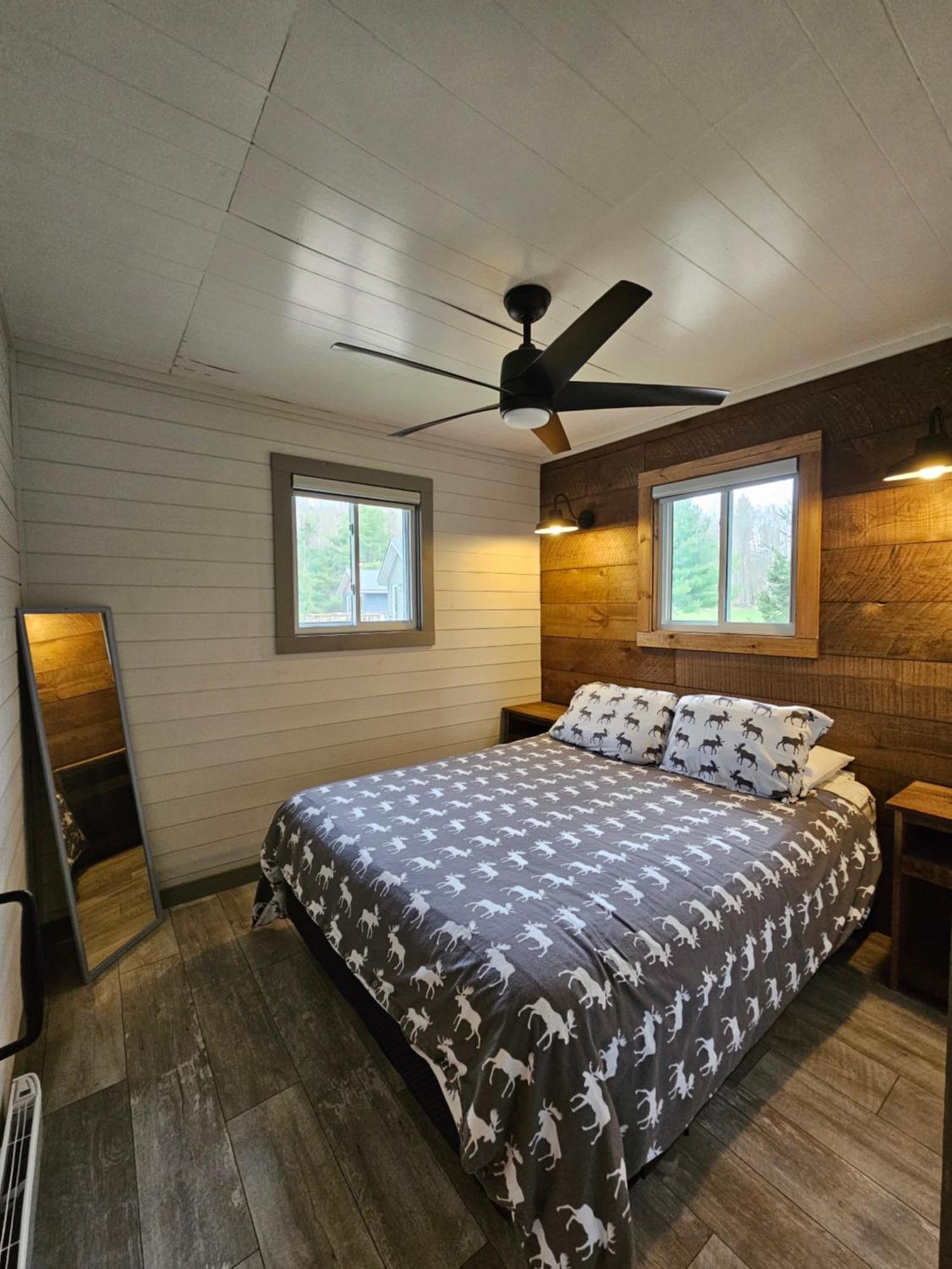 Muskoka Shores Cottages Порт Карлинг Екстериор снимка
