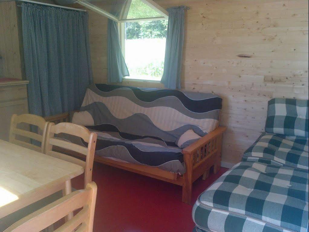 Muskoka Shores Cottages Порт Карлинг Екстериор снимка
